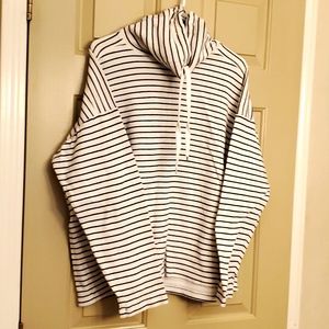 Chaps long sleeve XL cream with navy stripes.